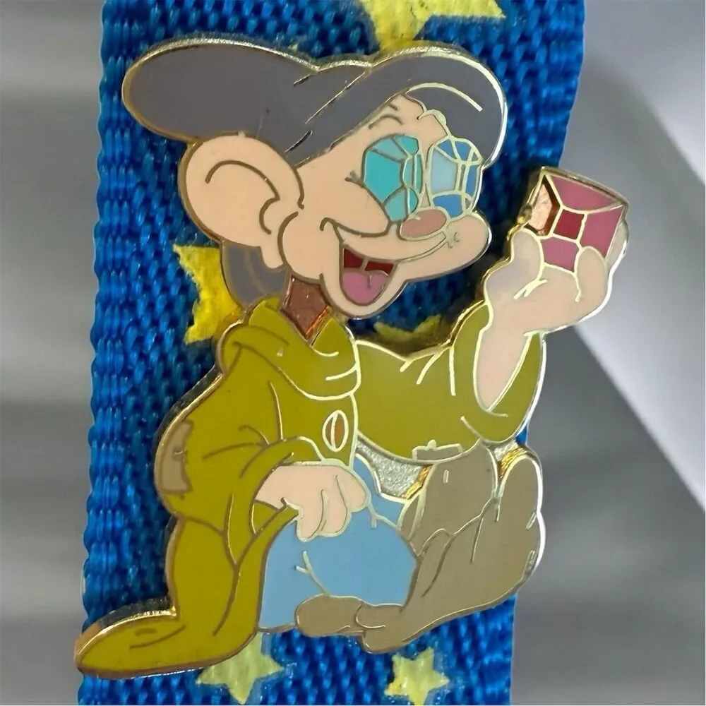 Vintage Disney 2003 Sorcerer Apprentice Mickey Lanyard Collectable Trading Pins